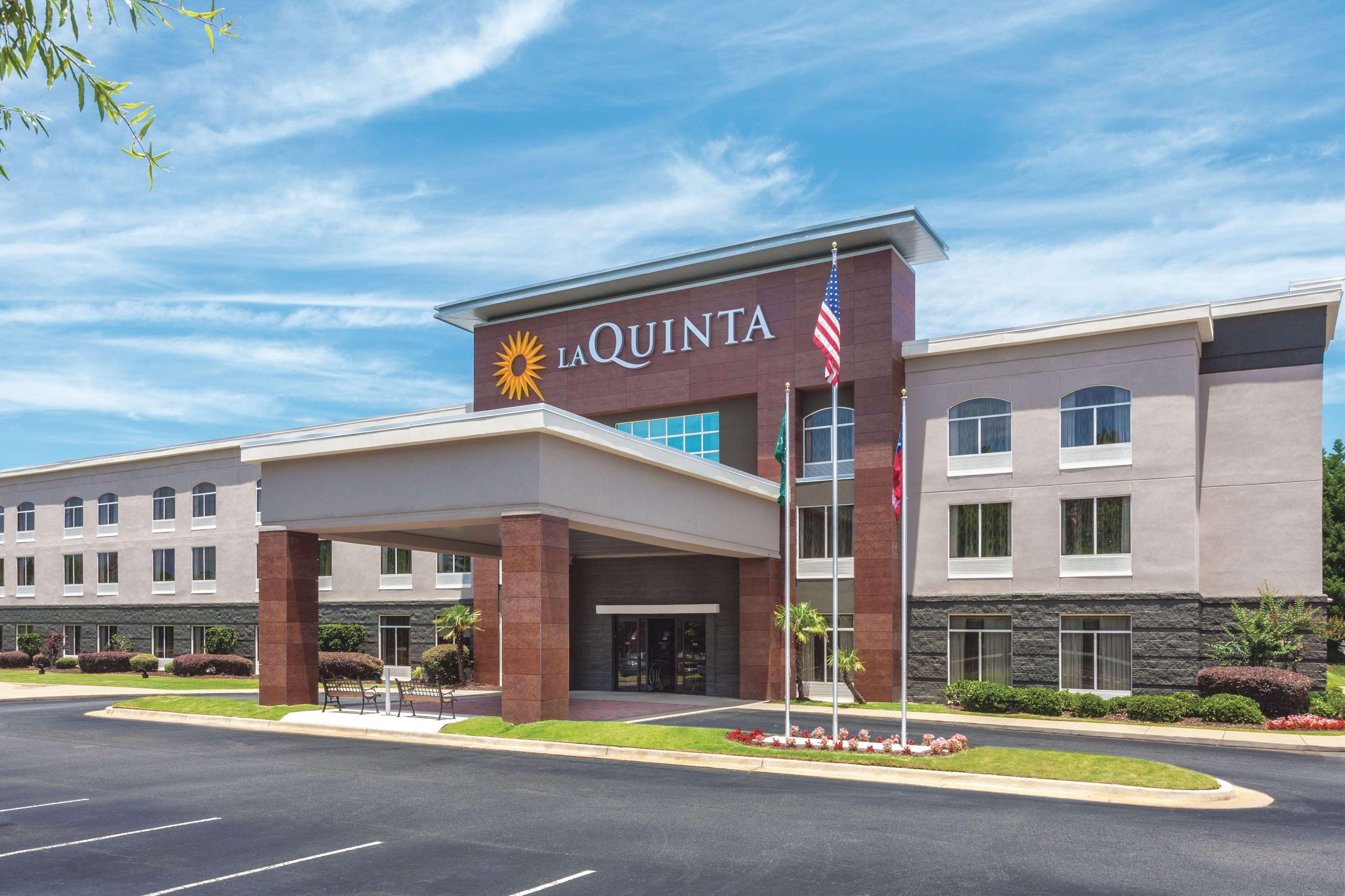 La Quinta By Wyndham Columbus North Hotel Exterior foto