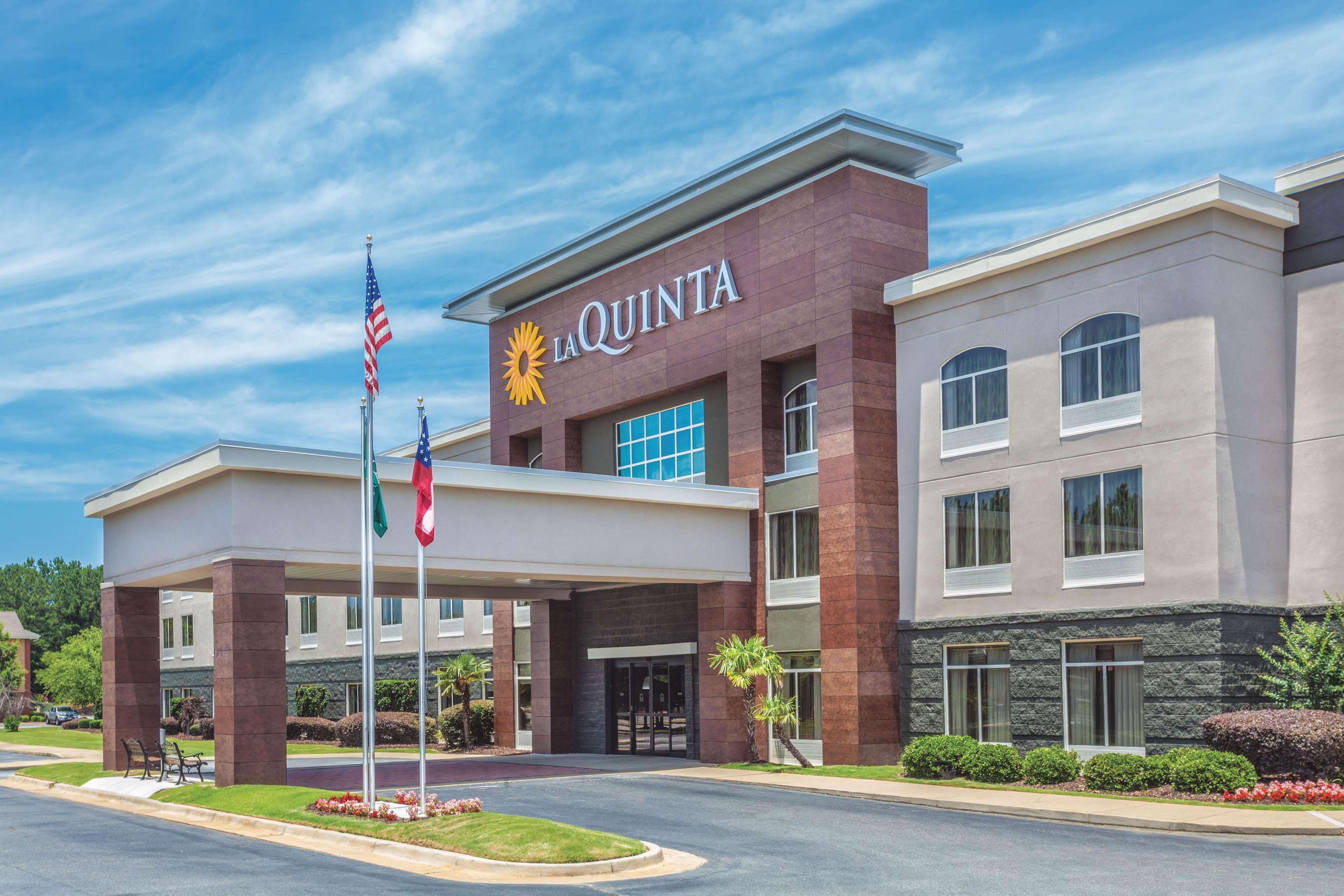 La Quinta By Wyndham Columbus North Hotel Exterior foto